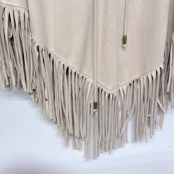 French Blue Fringed Faux Suede Shawl Light Tan Womens Xl - Picture 2 of 5